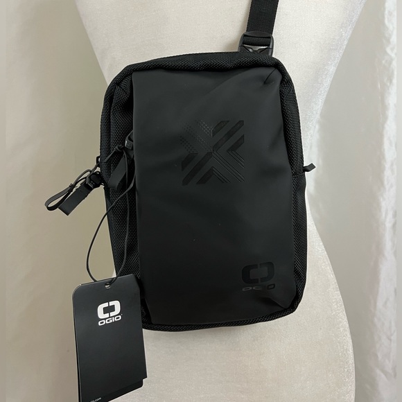 OGIO Bags Nwt Ogio Black Nylon Sling Bag Poshmark